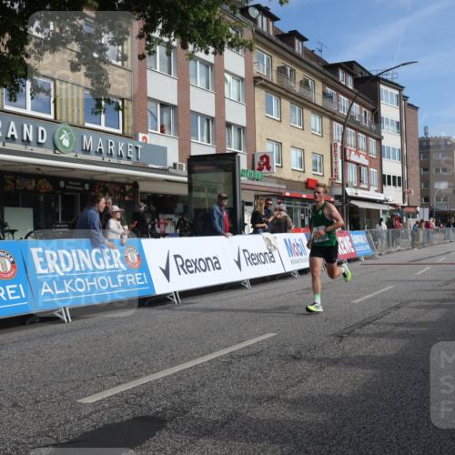 15.09.2024 - PSD Bank Halbmarathon Michael Strokosch http://msf.ph/oto/7078364 15.09.2024 11:12:47 Ziel 517, 554, 566 meine-sportfotos.de