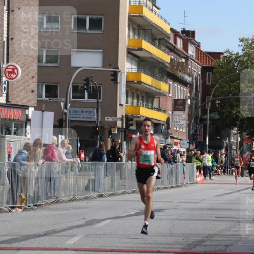 15.09.2024 - PSD Bank Halbmarathon Michael Strokosch http://msf.ph/oto/7078382 15.09.2024 11:12:52 Ziel 517, 554, 566 meine-sportfotos.de