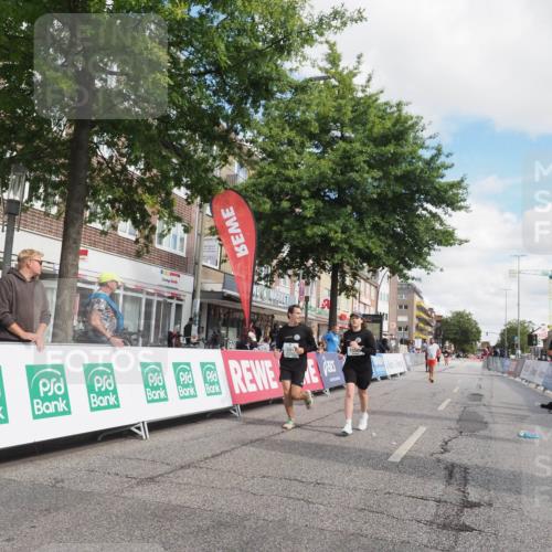 15.09.2024 - PSD Bank Halbmarathon Miley Keyser http://msf.ph/oto/7078383 15.09.2024 12:40:03 Ziel 2125, 2260, 2301, 2395, 3297, 3345, 3503 meine-sportfotos.de