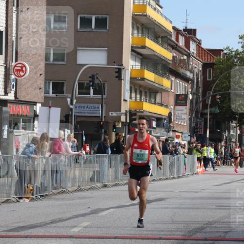 15.09.2024 - PSD Bank Halbmarathon Michael Strokosch http://msf.ph/oto/7078386 15.09.2024 11:12:52 Ziel 517, 554, 566 meine-sportfotos.de
