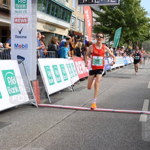 15.09.2024 - PSD Bank Halbmarathon Strokosch-Dieckow http://msf.ph/oto/7078388 15.09.2024 11:13:33 Ziel 553, 555, 556, 594 meine-sportfotos.de