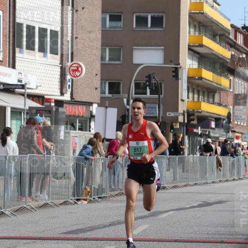 15.09.2024 - PSD Bank Halbmarathon Michael Strokosch http://msf.ph/oto/7078411 15.09.2024 11:12:53 Ziel 517, 554 meine-sportfotos.de