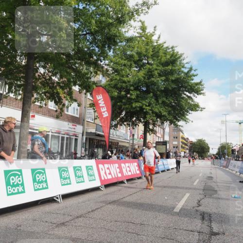 15.09.2024 - PSD Bank Halbmarathon Miley Keyser http://msf.ph/oto/7078427 15.09.2024 12:40:08 Ziel 2125, 2260, 2301, 2395, 3345, 3503 meine-sportfotos.de