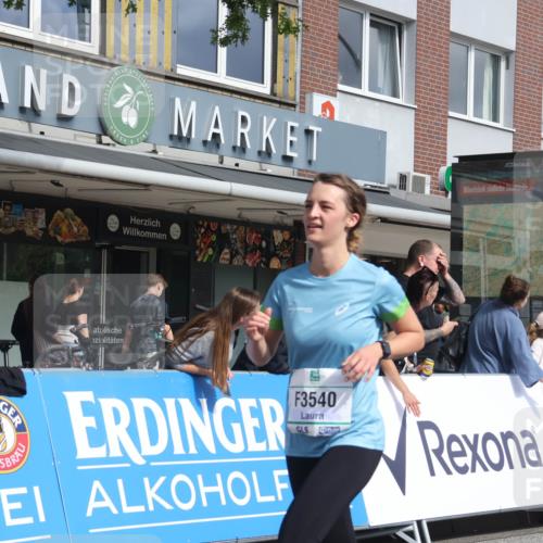 15.09.2024 - PSD Bank Halbmarathon Michael Strokosch http://msf.ph/oto/7078438 15.09.2024 12:20:12 Ziel 1284, 2215, 2295, 2543, 2739, 3085, 3152, 3231, 3540 meine-sportfotos.de