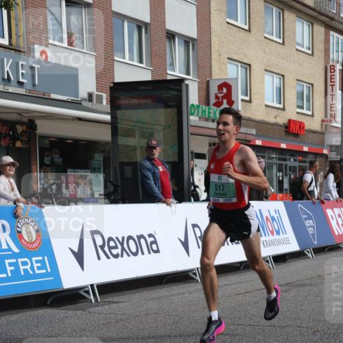 15.09.2024 - PSD Bank Halbmarathon Michael Strokosch http://msf.ph/oto/7078443 15.09.2024 11:12:55 Ziel 517, 547, 554 meine-sportfotos.de