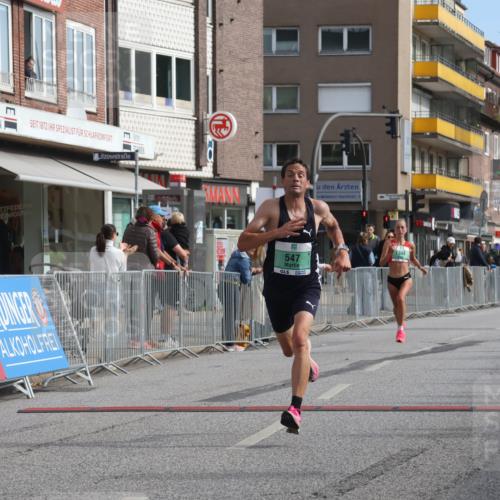 15.09.2024 - PSD Bank Halbmarathon Michael Strokosch http://msf.ph/oto/7078477 15.09.2024 11:13:02 Ziel 517, 547, 844 meine-sportfotos.de