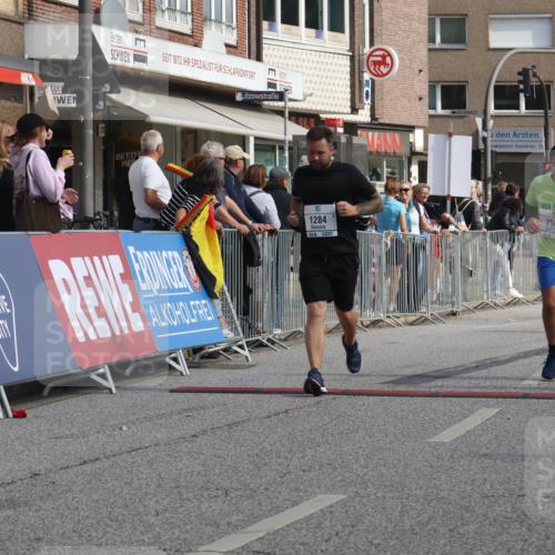 15.09.2024 - PSD Bank Halbmarathon Michael Strokosch http://msf.ph/oto/7078480 15.09.2024 12:20:15 Ziel 1284, 2215, 2295, 2525, 2543, 3152, 3231, 3483, 3540 meine-sportfotos.de