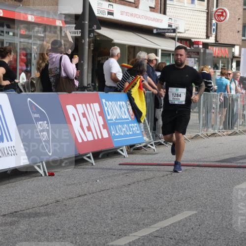 15.09.2024 - PSD Bank Halbmarathon Michael Strokosch http://msf.ph/oto/7078489 15.09.2024 12:20:16 Ziel 1284, 2215, 2295, 2525, 2543, 3152, 3231, 3483, 3540 meine-sportfotos.de