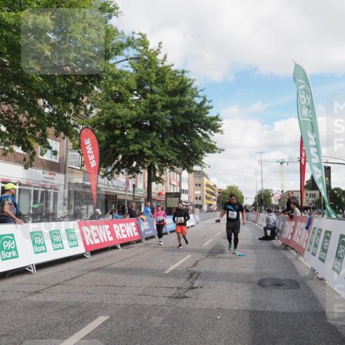 15.09.2024 - PSD Bank Halbmarathon Miley Keyser http://msf.ph/oto/7078494 15.09.2024 12:40:21 Ziel 1668, 2395, 2428, 3499 meine-sportfotos.de