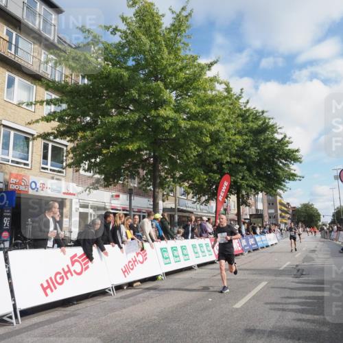 15.09.2024 - PSD Bank Halbmarathon Miley Keyser http://msf.ph/oto/7078523 15.09.2024 11:36:34 Ziel 748, 757, 1212, 1361, 1383, 2631 meine-sportfotos.de