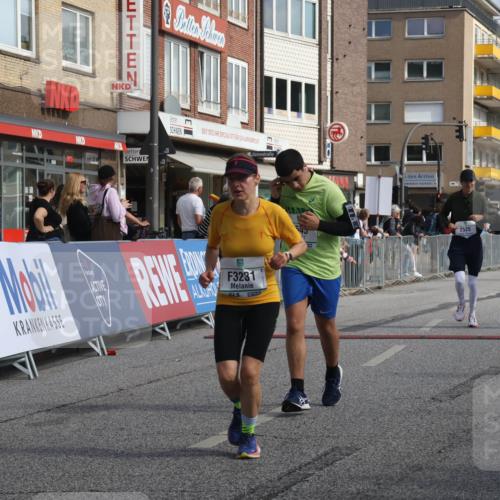 15.09.2024 - PSD Bank Halbmarathon Michael Strokosch http://msf.ph/oto/7078527 15.09.2024 12:20:19 Ziel 1284, 2215, 2295, 2525, 2543, 3152, 3231, 3483, 3540 meine-sportfotos.de