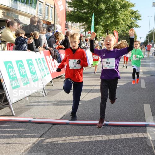 15.09.2024 - PSD Bank Halbmarathon Strokosch-Dieckow http://msf.ph/oto/7078548 15.09.2024 10:31:21 Ziel 24, 25, 38, 104, 105, 126, 141, 207, 277, 287 meine-sportfotos.de