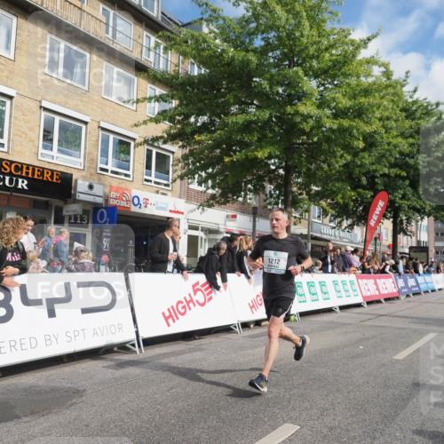 15.09.2024 - PSD Bank Halbmarathon Miley Keyser http://msf.ph/oto/7078555 15.09.2024 11:36:35 Ziel 748, 757, 1212, 1361, 1383, 2631 meine-sportfotos.de