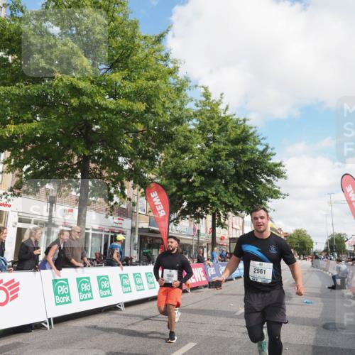 15.09.2024 - PSD Bank Halbmarathon Miley Keyser http://msf.ph/oto/7078557 15.09.2024 12:40:24 Ziel 1668, 2395, 2428, 3499 meine-sportfotos.de