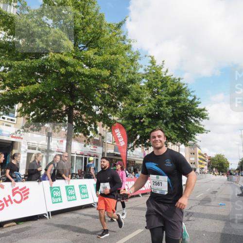 15.09.2024 - PSD Bank Halbmarathon Miley Keyser http://msf.ph/oto/7078571 15.09.2024 12:40:25 Ziel 1668, 2395, 2428, 3499 meine-sportfotos.de