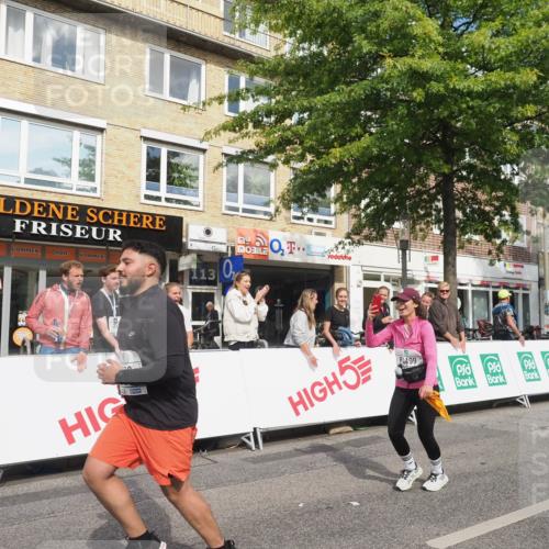 15.09.2024 - PSD Bank Halbmarathon Miley Keyser http://msf.ph/oto/7078617 15.09.2024 12:40:26 Ziel 1668, 2428, 3499 meine-sportfotos.de