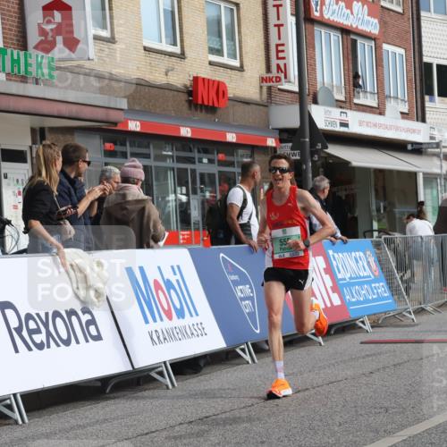 15.09.2024 - PSD Bank Halbmarathon Michael Strokosch http://msf.ph/oto/7078625 15.09.2024 11:13:20 Ziel 553, 555, 556, 594 meine-sportfotos.de