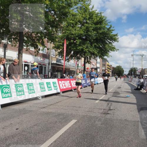 15.09.2024 - PSD Bank Halbmarathon Miley Keyser http://msf.ph/oto/7078632 15.09.2024 12:40:59 Ziel 1845, 1910, 3444 meine-sportfotos.de