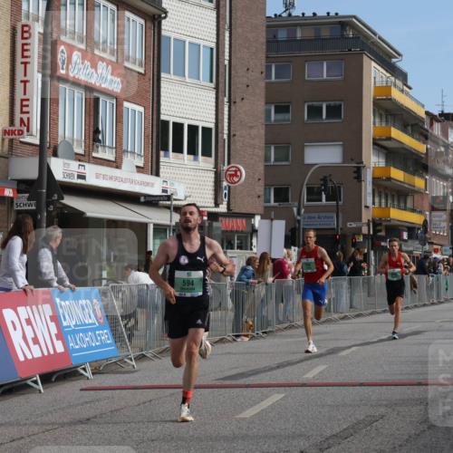 15.09.2024 - PSD Bank Halbmarathon Michael Strokosch http://msf.ph/oto/7078638 15.09.2024 11:13:22 Ziel 553, 555, 556, 594, 657 meine-sportfotos.de