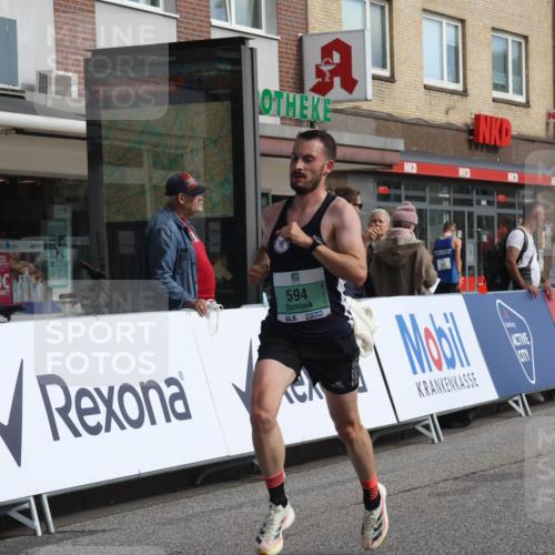 15.09.2024 - PSD Bank Halbmarathon Michael Strokosch http://msf.ph/oto/7078656 15.09.2024 11:13:23 Ziel 553, 555, 556, 594, 603, 657 meine-sportfotos.de