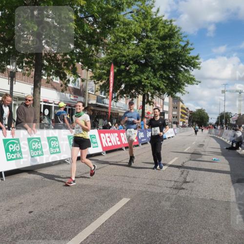 15.09.2024 - PSD Bank Halbmarathon Miley Keyser http://msf.ph/oto/7078660 15.09.2024 12:41:00 Ziel 1845, 1910, 3444 meine-sportfotos.de