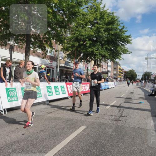15.09.2024 - PSD Bank Halbmarathon Miley Keyser http://msf.ph/oto/7078668 15.09.2024 12:41:01 Ziel 1845, 1910, 3444 meine-sportfotos.de