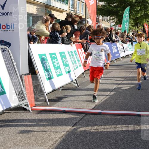 15.09.2024 - PSD Bank Halbmarathon Strokosch-Dieckow http://msf.ph/oto/7078689 15.09.2024 10:31:26 Ziel 24, 25, 39, 72, 104, 105, 126, 141, 160, 163, 191, 277, 287 meine-sportfotos.de