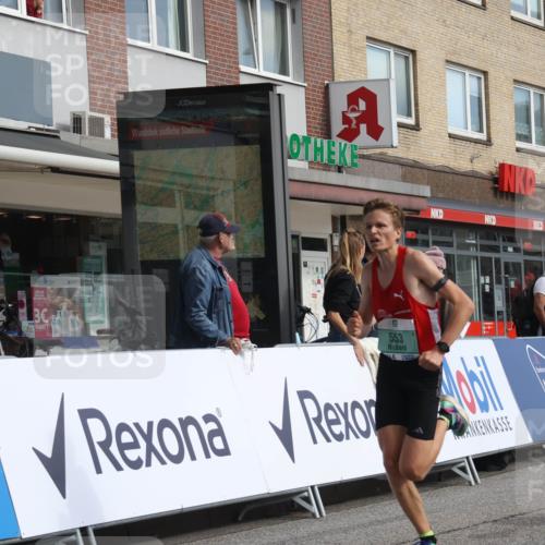 15.09.2024 - PSD Bank Halbmarathon Michael Strokosch http://msf.ph/oto/7078705 15.09.2024 11:13:26 Ziel 553, 555, 556, 594, 603, 657 meine-sportfotos.de
