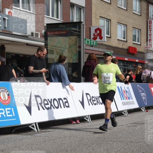 15.09.2024 - PSD Bank Halbmarathon Michael Strokosch http://msf.ph/oto/7078708 15.09.2024 12:20:40 Ziel 2070, 2128, 2325, 2957, 3032 meine-sportfotos.de