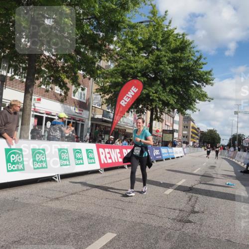 15.09.2024 - PSD Bank Halbmarathon Miley Keyser http://msf.ph/oto/7078719 15.09.2024 12:41:12 Ziel 1845, 1910, 3444, 3462 meine-sportfotos.de