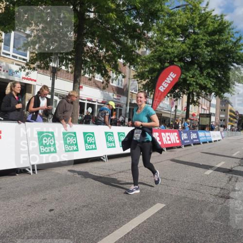 15.09.2024 - PSD Bank Halbmarathon Miley Keyser http://msf.ph/oto/7078732 15.09.2024 12:41:12 Ziel 1845, 1910, 3444, 3462 meine-sportfotos.de