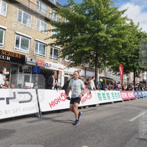 15.09.2024 - PSD Bank Halbmarathon Miley Keyser http://msf.ph/oto/7078749 15.09.2024 11:36:53 Ziel 755, 1169, 1359, 1361, 1376, 1452, 1731 meine-sportfotos.de