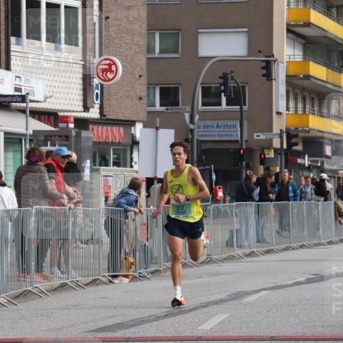 15.09.2024 - PSD Bank Halbmarathon Michael Strokosch http://msf.ph/oto/7078780 15.09.2024 11:13:33 Ziel 522, 553, 555, 556, 594, 603, 657 meine-sportfotos.de