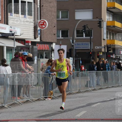 15.09.2024 - PSD Bank Halbmarathon Michael Strokosch http://msf.ph/oto/7078784 15.09.2024 11:13:34 Ziel 522, 553, 556, 594, 603, 657 meine-sportfotos.de