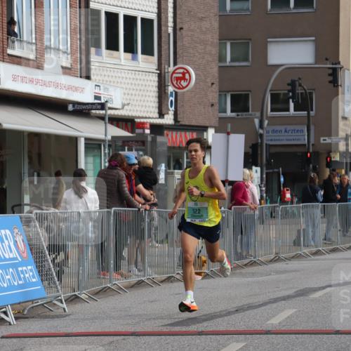 15.09.2024 - PSD Bank Halbmarathon Michael Strokosch http://msf.ph/oto/7078788 15.09.2024 11:13:34 Ziel 522, 553, 556, 594, 603, 657 meine-sportfotos.de