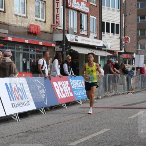 15.09.2024 - PSD Bank Halbmarathon Michael Strokosch http://msf.ph/oto/7078805 15.09.2024 11:13:35 Ziel 522, 553, 556, 594, 603, 657 meine-sportfotos.de