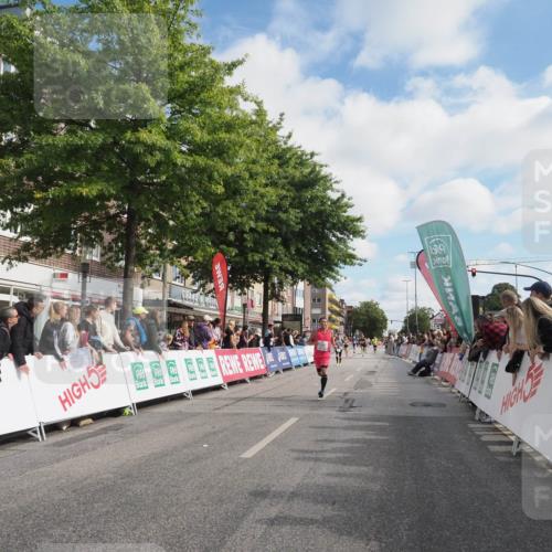 15.09.2024 - PSD Bank Halbmarathon Miley Keyser http://msf.ph/oto/7078816 15.09.2024 11:36:59 Ziel 755, 924, 925, 938, 1169, 1217, 1359, 1376, 1731 meine-sportfotos.de