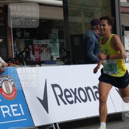 15.09.2024 - PSD Bank Halbmarathon Michael Strokosch http://msf.ph/oto/7078825 15.09.2024 11:13:36 Ziel 522, 553, 556, 603, 657 meine-sportfotos.de