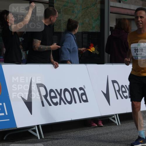 15.09.2024 - PSD Bank Halbmarathon Michael Strokosch http://msf.ph/oto/7078836 15.09.2024 12:20:48 Ziel 2070, 2128, 2325, 2957, 3248 meine-sportfotos.de