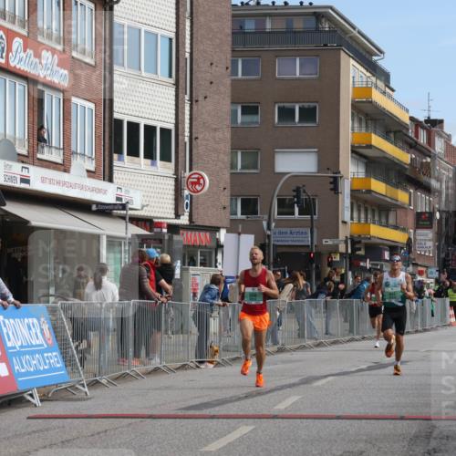 15.09.2024 - PSD Bank Halbmarathon Michael Strokosch http://msf.ph/oto/7078843 15.09.2024 11:13:43 Ziel 492, 522, 538, 550, 603 meine-sportfotos.de