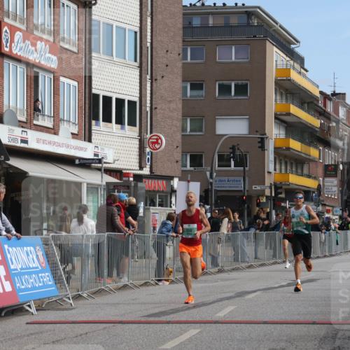 15.09.2024 - PSD Bank Halbmarathon Michael Strokosch http://msf.ph/oto/7078848 15.09.2024 11:13:44 Ziel 492, 522, 538, 550 meine-sportfotos.de