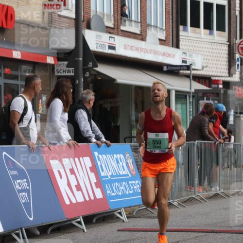 15.09.2024 - PSD Bank Halbmarathon Michael Strokosch http://msf.ph/oto/7078875 15.09.2024 11:13:45 Ziel 492, 522, 538, 550 meine-sportfotos.de