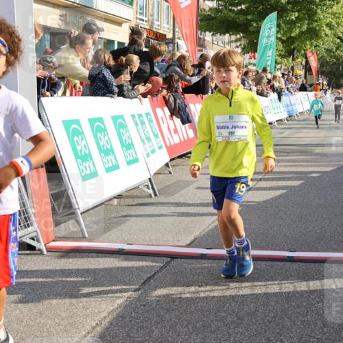15.09.2024 - PSD Bank Halbmarathon Strokosch-Dieckow http://msf.ph/oto/7078881 15.09.2024 10:31:27 Ziel 24, 25, 39, 72, 104, 105, 126, 160, 163, 191, 277, 287 meine-sportfotos.de