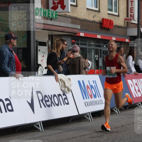 15.09.2024 - PSD Bank Halbmarathon Michael Strokosch http://msf.ph/oto/7078885 15.09.2024 11:13:46 Ziel 492, 522, 538, 550 meine-sportfotos.de