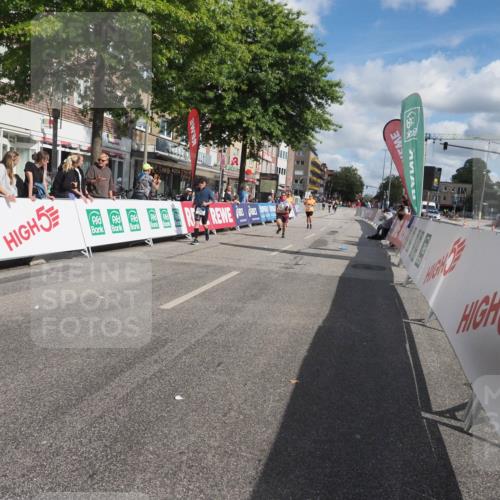 15.09.2024 - PSD Bank Halbmarathon Miley Keyser http://msf.ph/oto/7078887 15.09.2024 12:41:52 Ziel 2276, 3343, 3344, 3412 meine-sportfotos.de