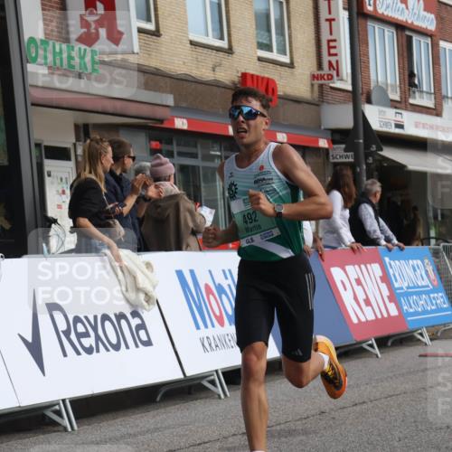 15.09.2024 - PSD Bank Halbmarathon Michael Strokosch http://msf.ph/oto/7078902 15.09.2024 11:13:47 Ziel 492, 522, 538, 550 meine-sportfotos.de