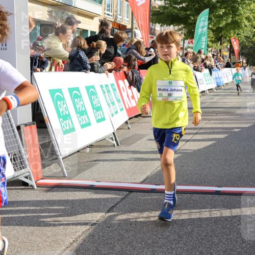 15.09.2024 - PSD Bank Halbmarathon Strokosch-Dieckow http://msf.ph/oto/7078903 15.09.2024 10:31:27 Ziel 24, 25, 39, 72, 104, 105, 126, 160, 163, 191, 277, 287 meine-sportfotos.de