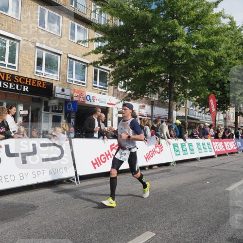 15.09.2024 - PSD Bank Halbmarathon Miley Keyser http://msf.ph/oto/7078904 15.09.2024 11:37:05 Ziel 730, 755, 924, 925, 938, 1168, 1217, 1359, 1731, 1760 meine-sportfotos.de