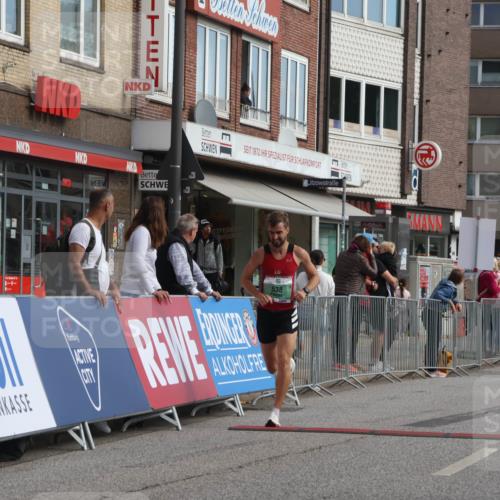 15.09.2024 - PSD Bank Halbmarathon Michael Strokosch http://msf.ph/oto/7078920 15.09.2024 11:13:49 Ziel 492, 522, 538, 550 meine-sportfotos.de