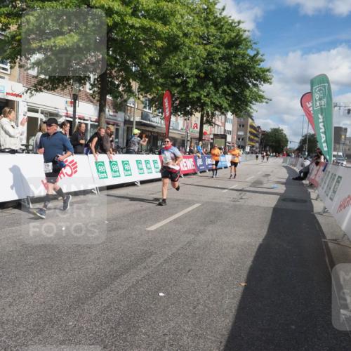 15.09.2024 - PSD Bank Halbmarathon Miley Keyser http://msf.ph/oto/7078935 15.09.2024 12:41:55 Ziel 2276, 3343, 3344, 3412 meine-sportfotos.de